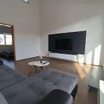 Apartment Mit Dachterrasse