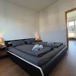 Apartment Mit Dachterrasse