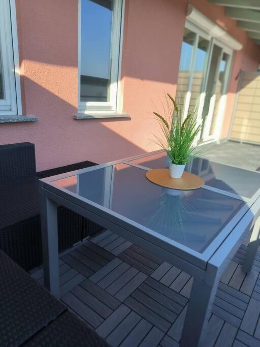 Mit Dachterrasse